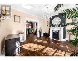 62 Leslie Street thumbnail 12