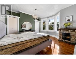 62 Leslie Street thumbnail 25