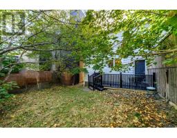 62 Leslie Street thumbnail 3