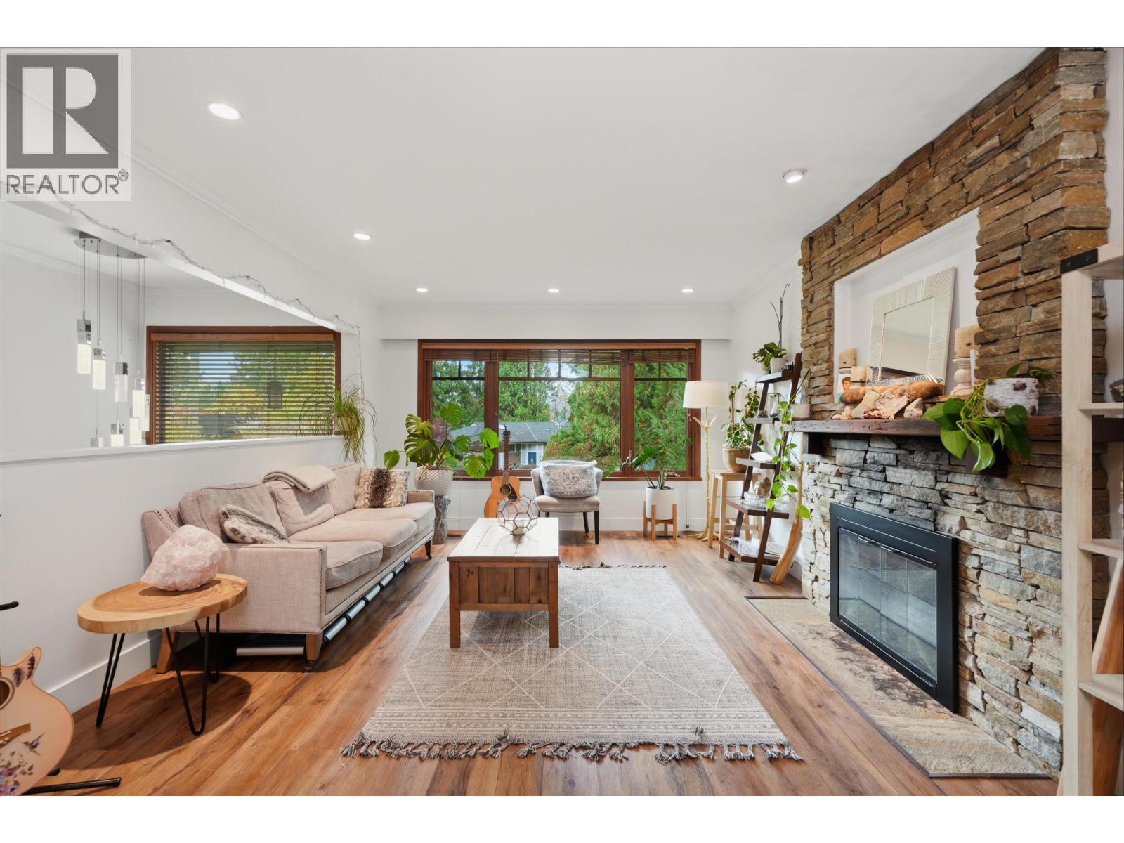 444 Evergreen Place, North Vancouver — photo 13