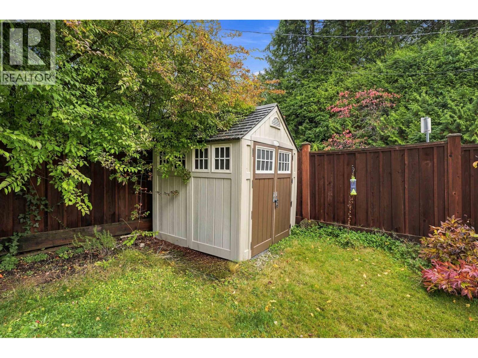444 Evergreen Place, North Vancouver — photo 38