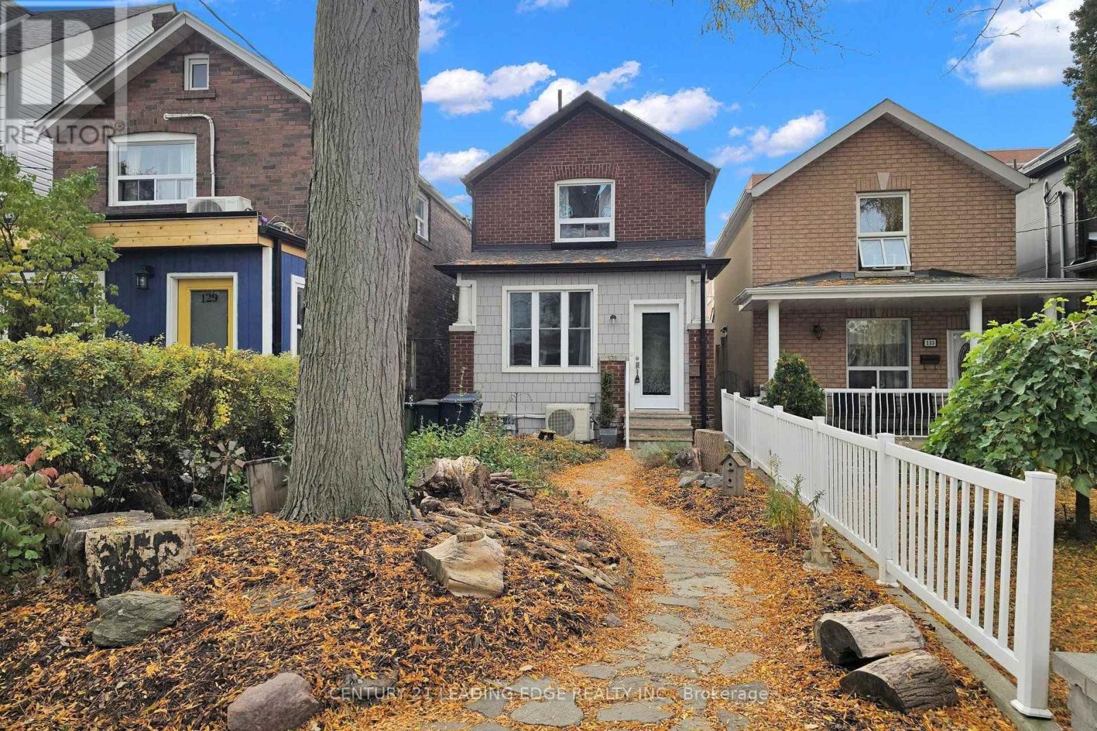 131 LINDSEY AVENUE - 1