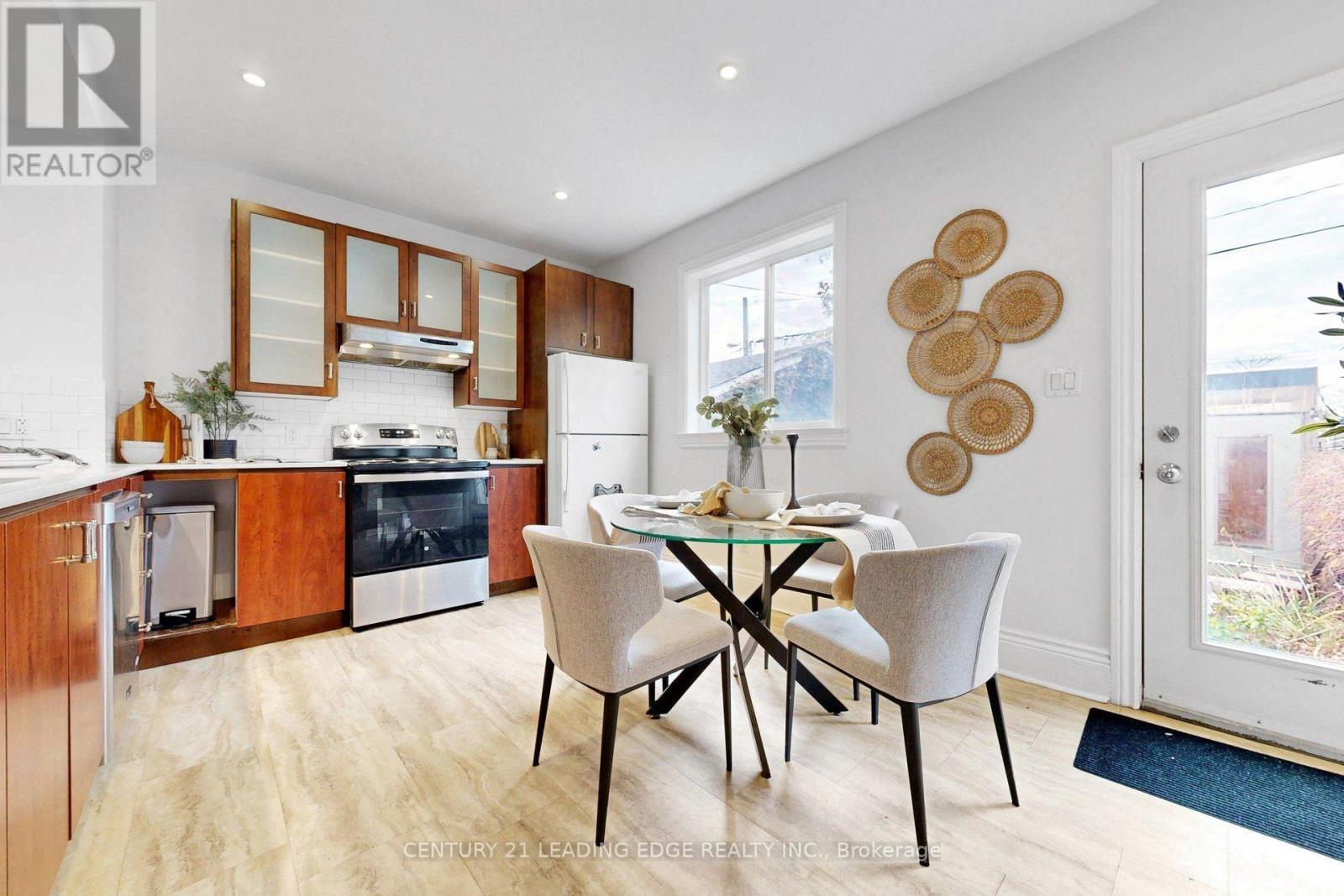 131 LINDSEY AVENUE - 13