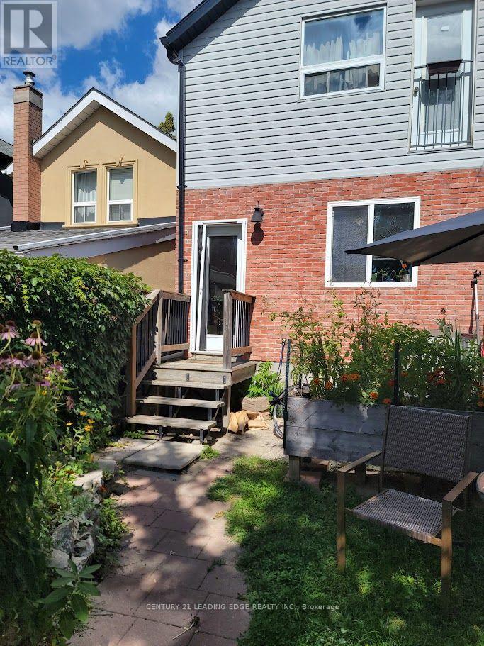 131 LINDSEY AVENUE - 40