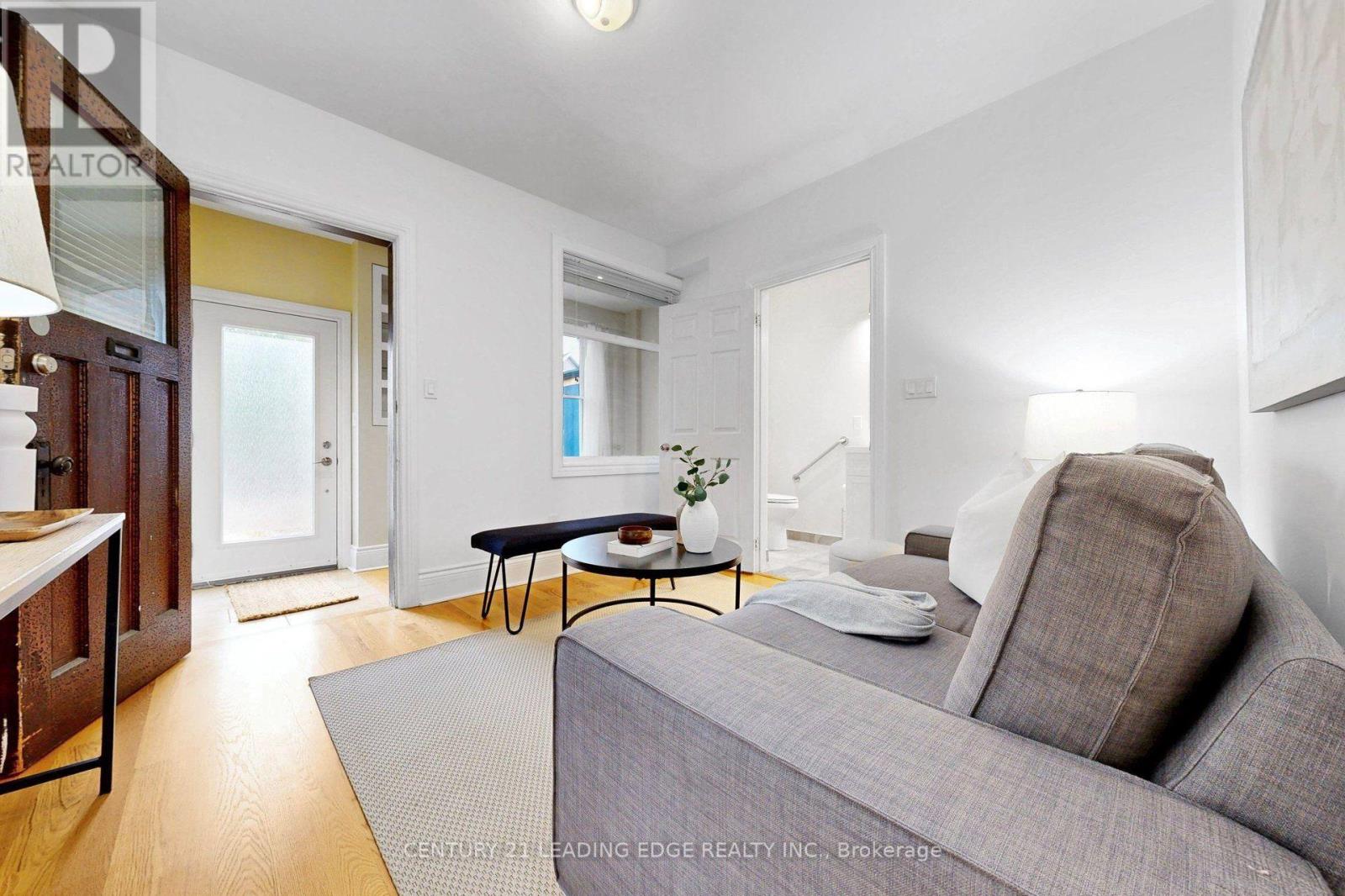 131 LINDSEY AVENUE - 7