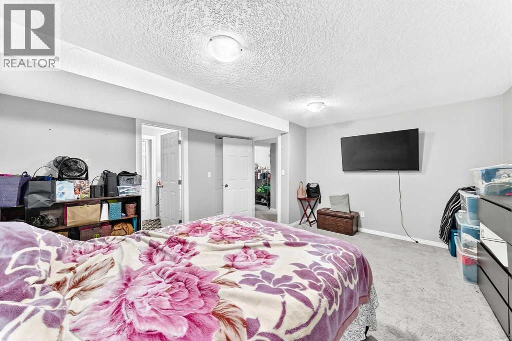 38 Coral Reef Crescent NE, Calgary — photo 32