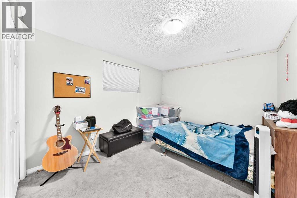 38 Coral Reef Crescent NE, Calgary — photo 33