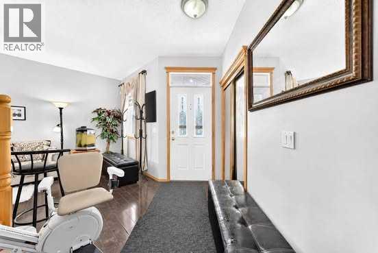 38 Coral Reef Crescent NE, Calgary — photo 3