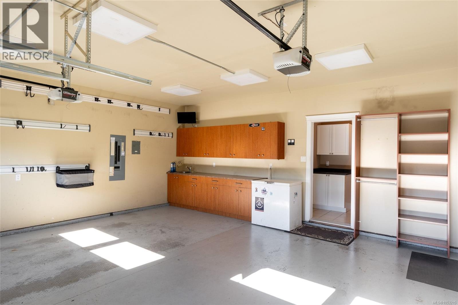 590 Cottyn Way - 47