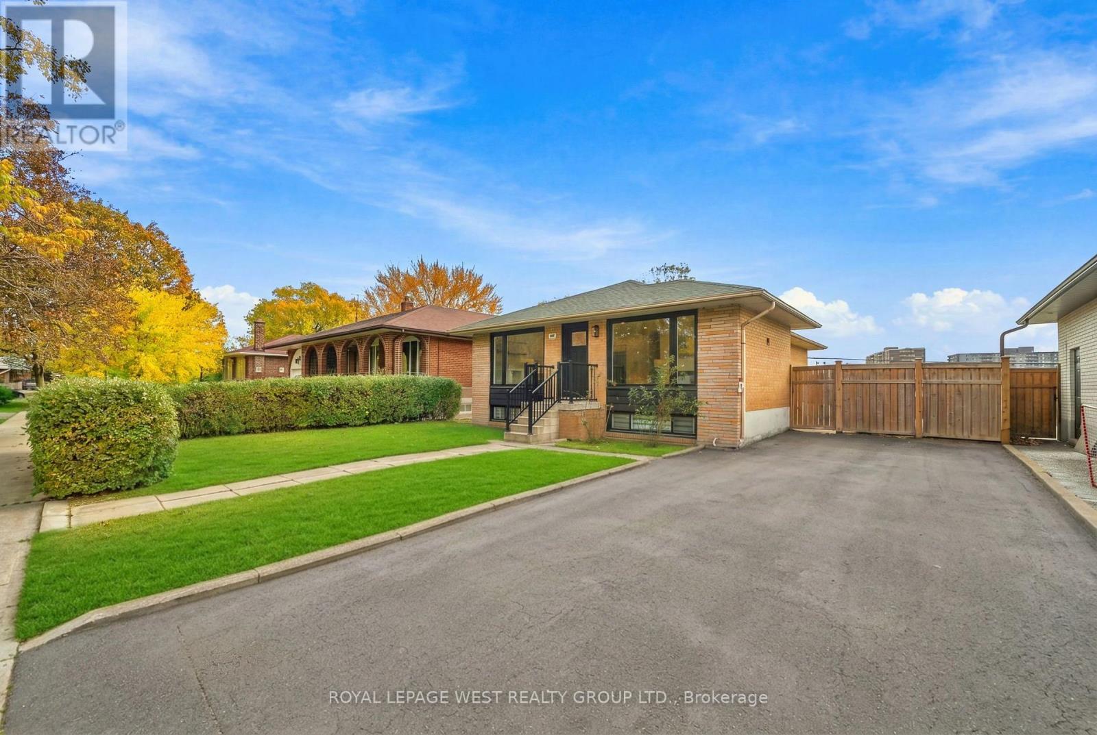 33 TAPLEY DRIVE - 2