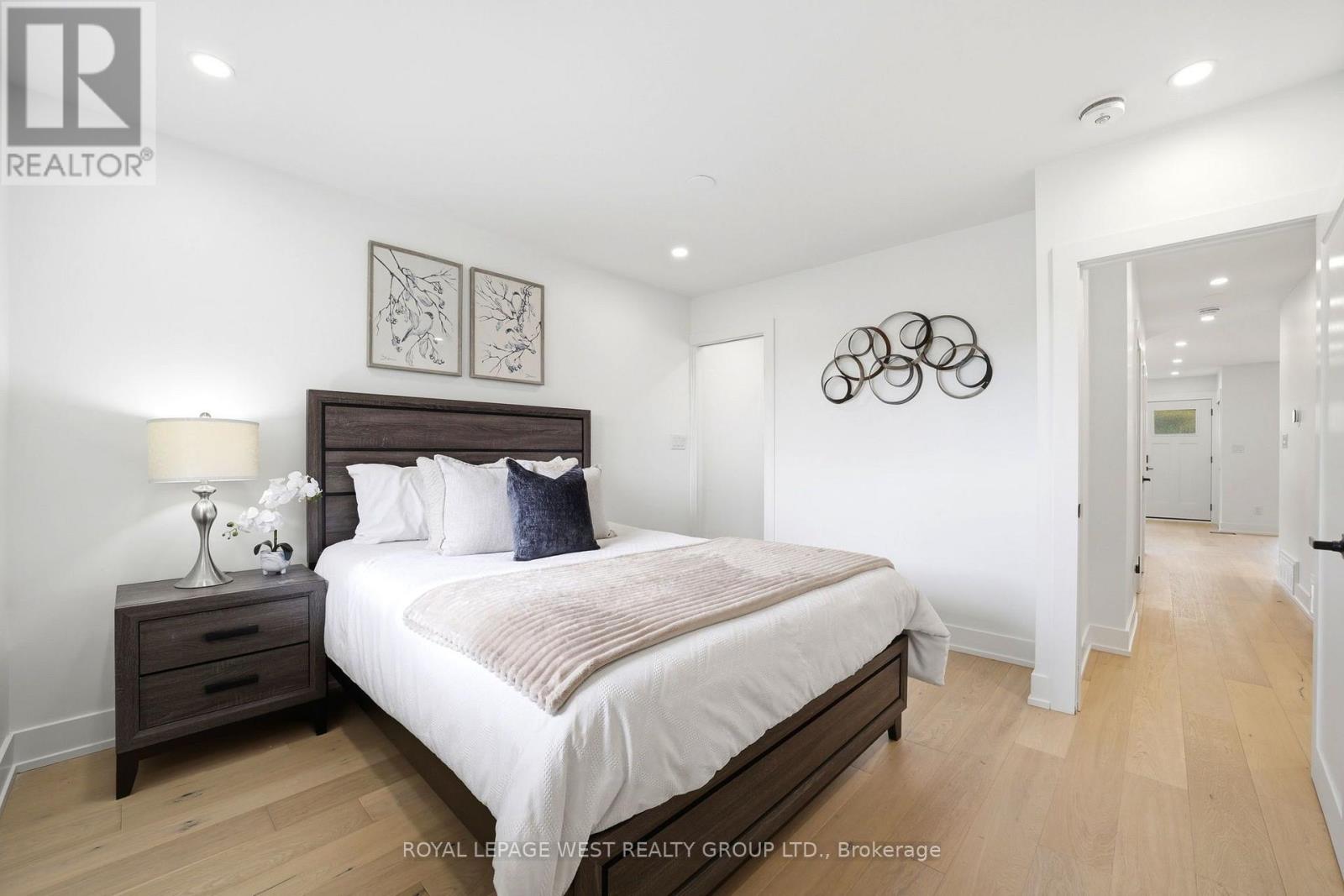 33 TAPLEY DRIVE - 8