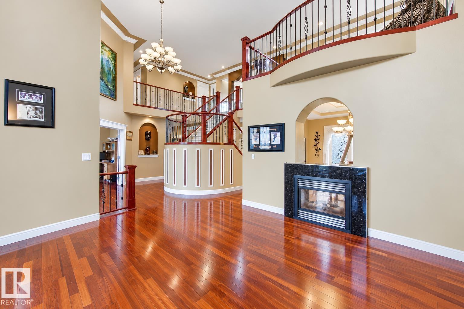 Property photograph 7 for MLS E4514710