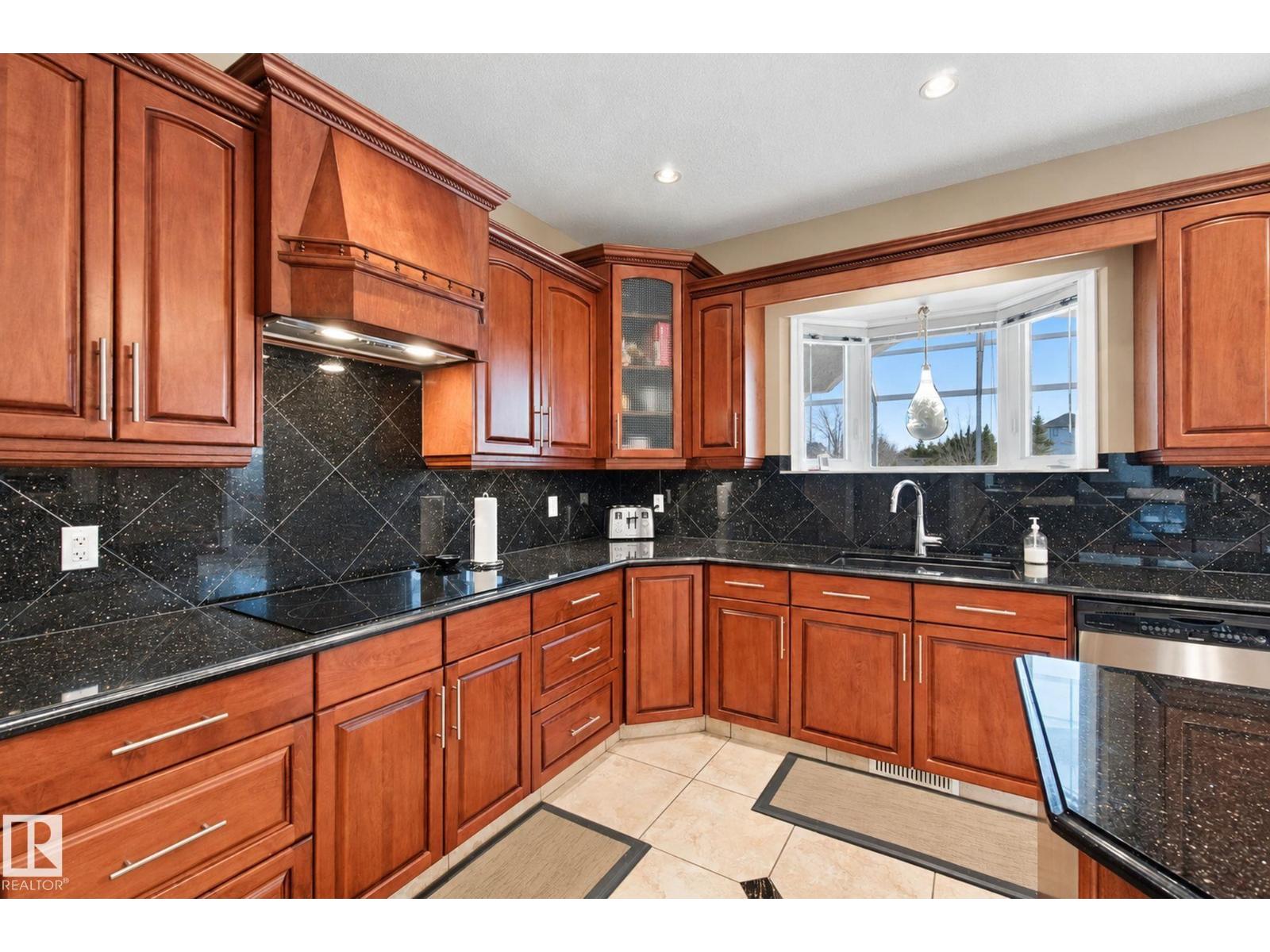Property photograph 18 for MLS E4514710