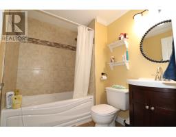 3 Frontenac Avenue thumbnail 18