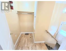 47 Marshalls Drive thumbnail 5