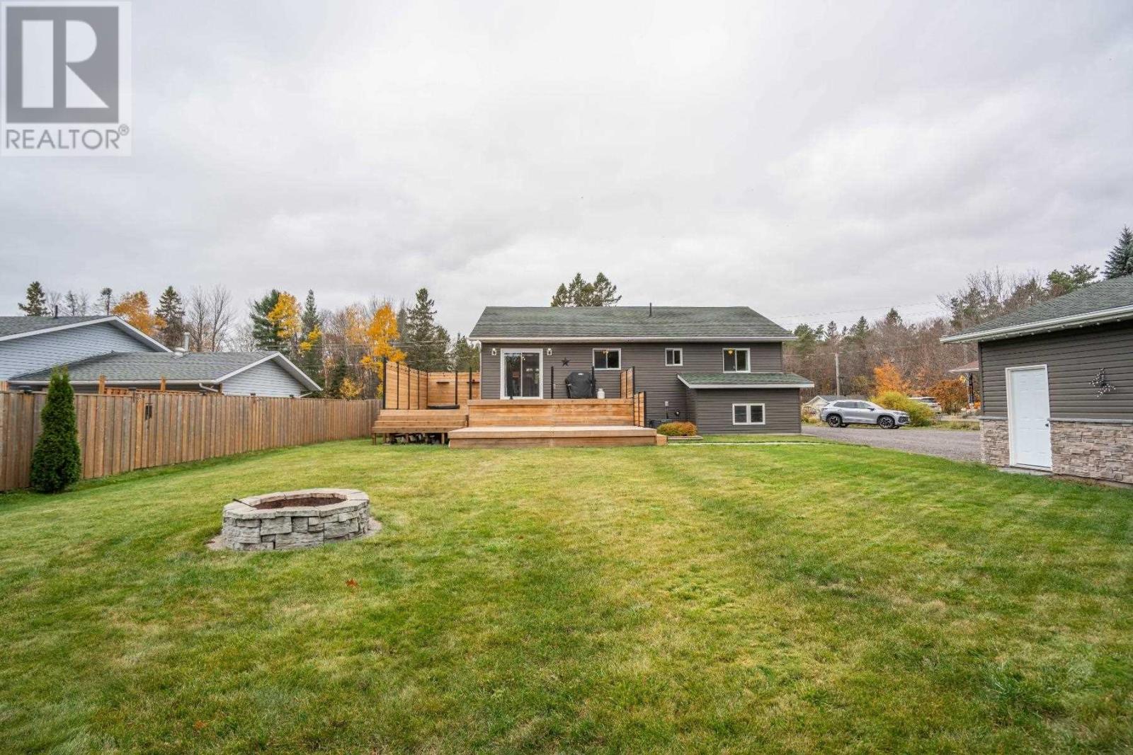 448 Old Goulais Bay RD - 42