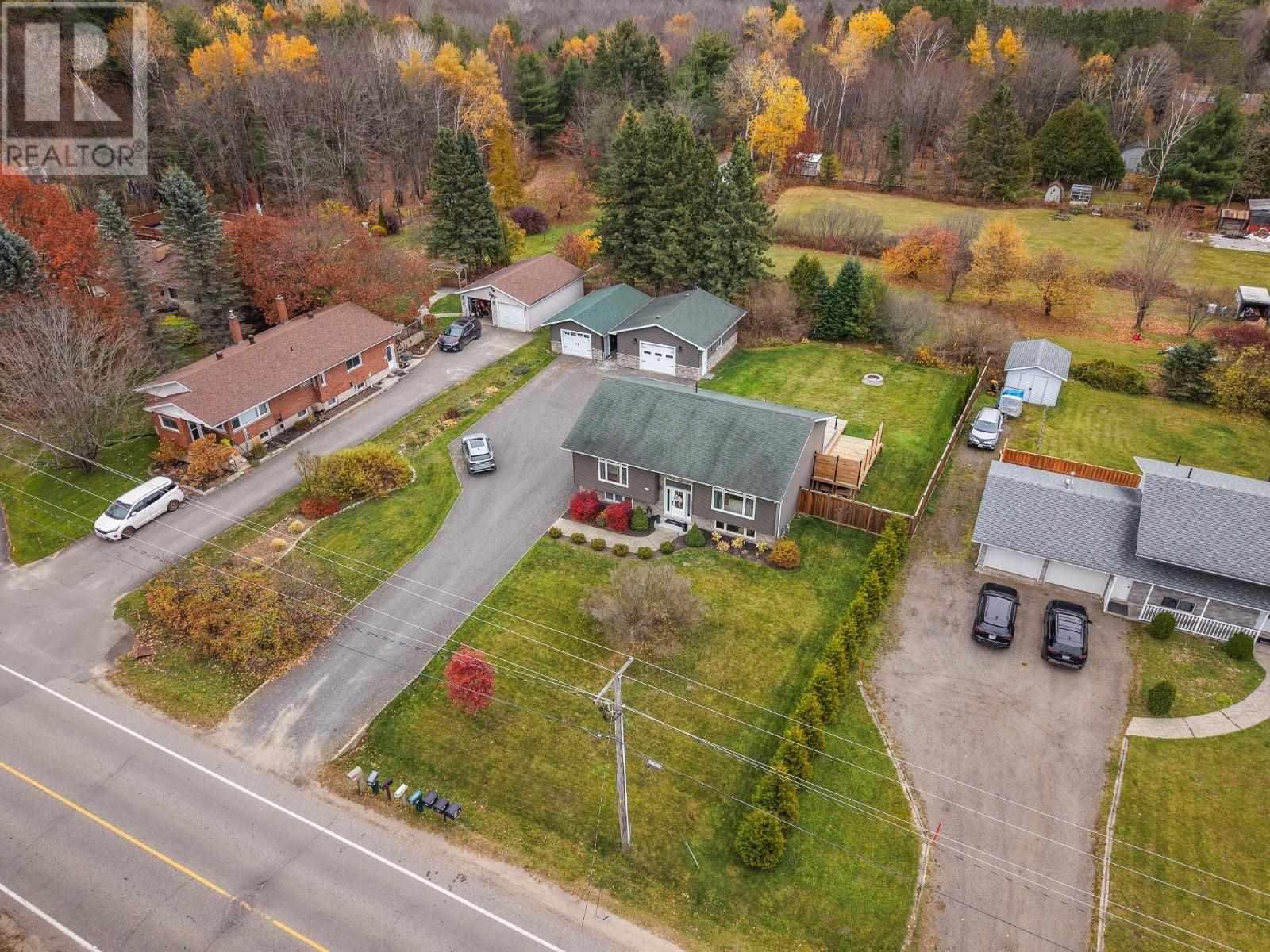 448 Old Goulais Bay RD - 44