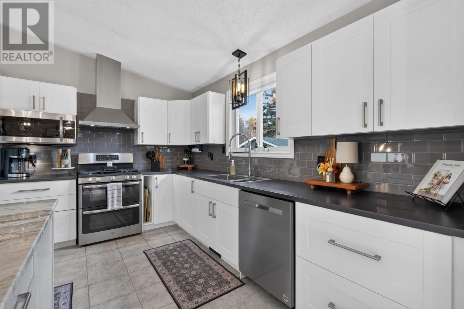 448 Old Goulais Bay RD - 9