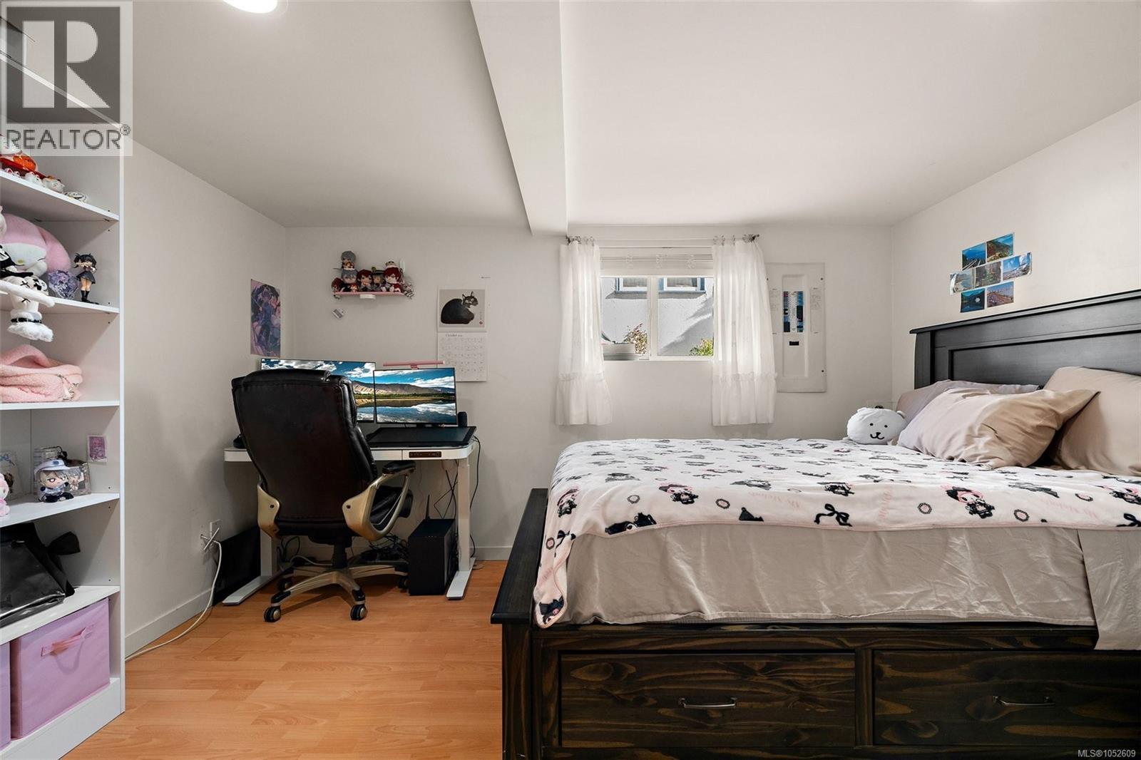 1230 Hillside Ave - 14
