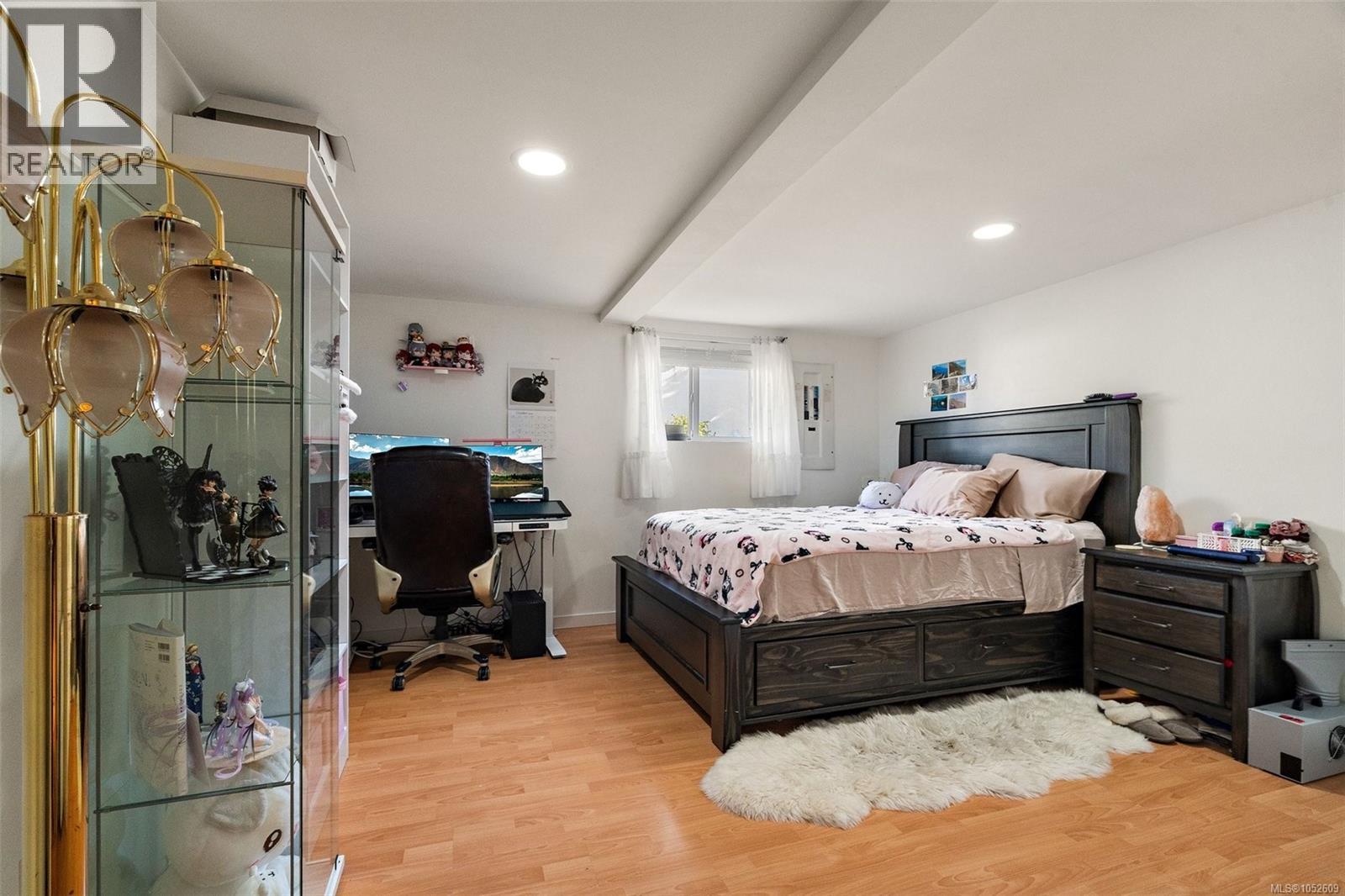 1230 Hillside Ave - 13