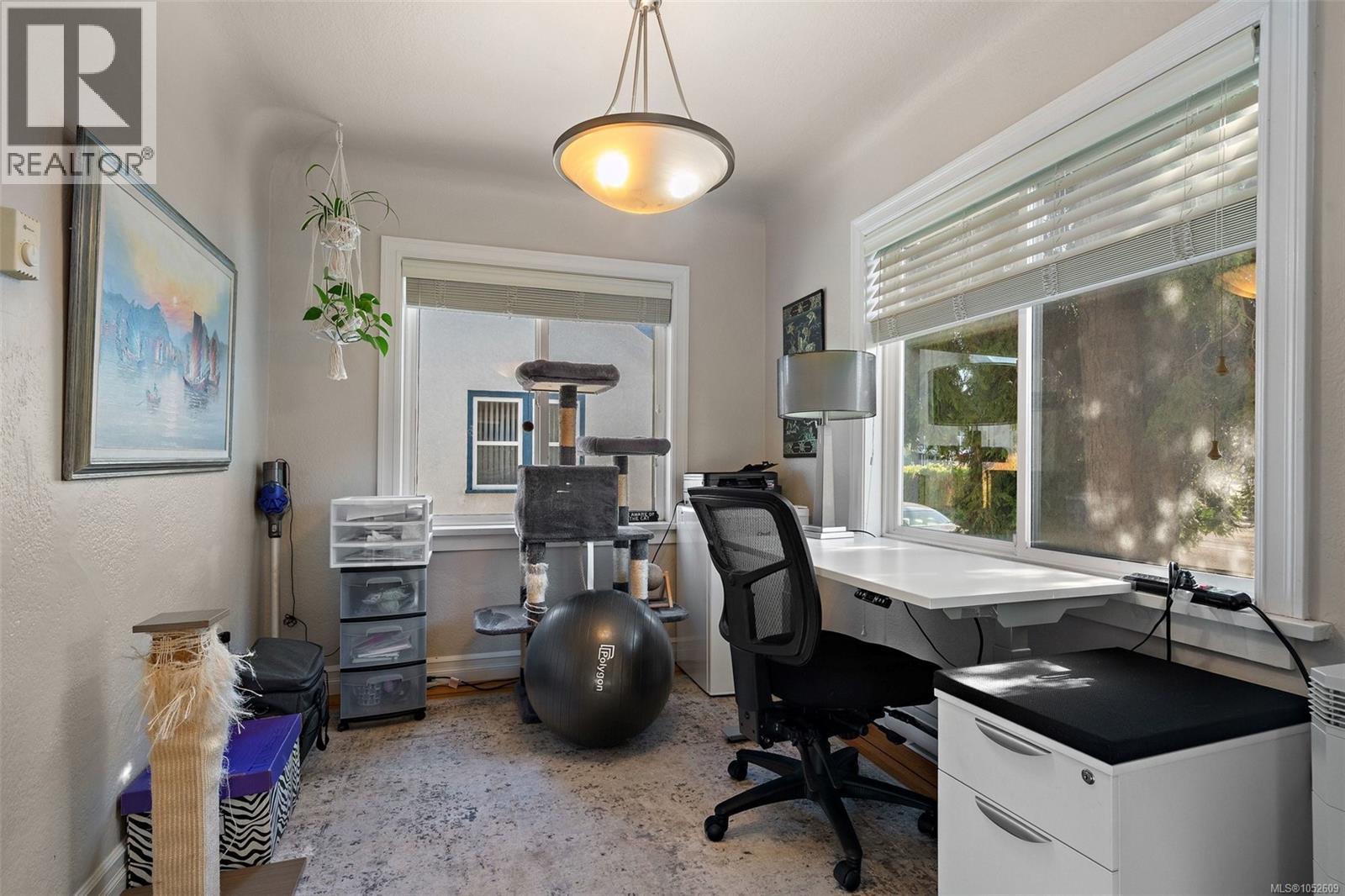 1230 Hillside Ave - 4