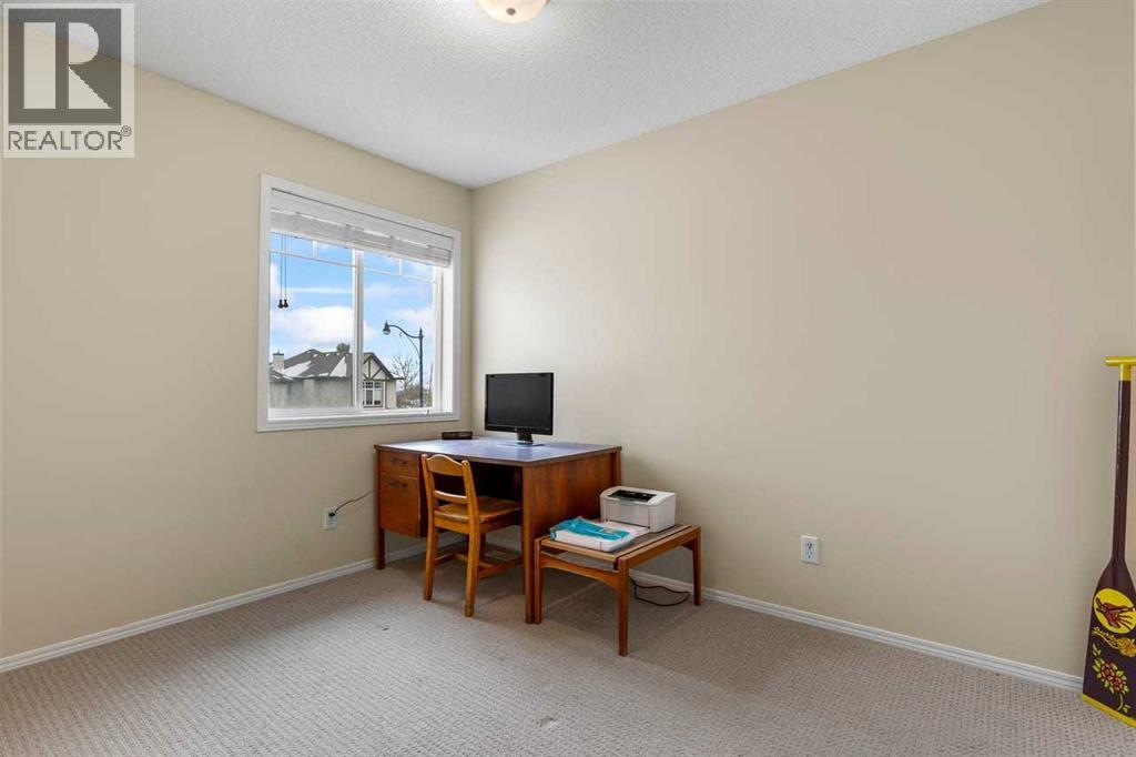 303 Springborough Way SW, photo 25 of 40