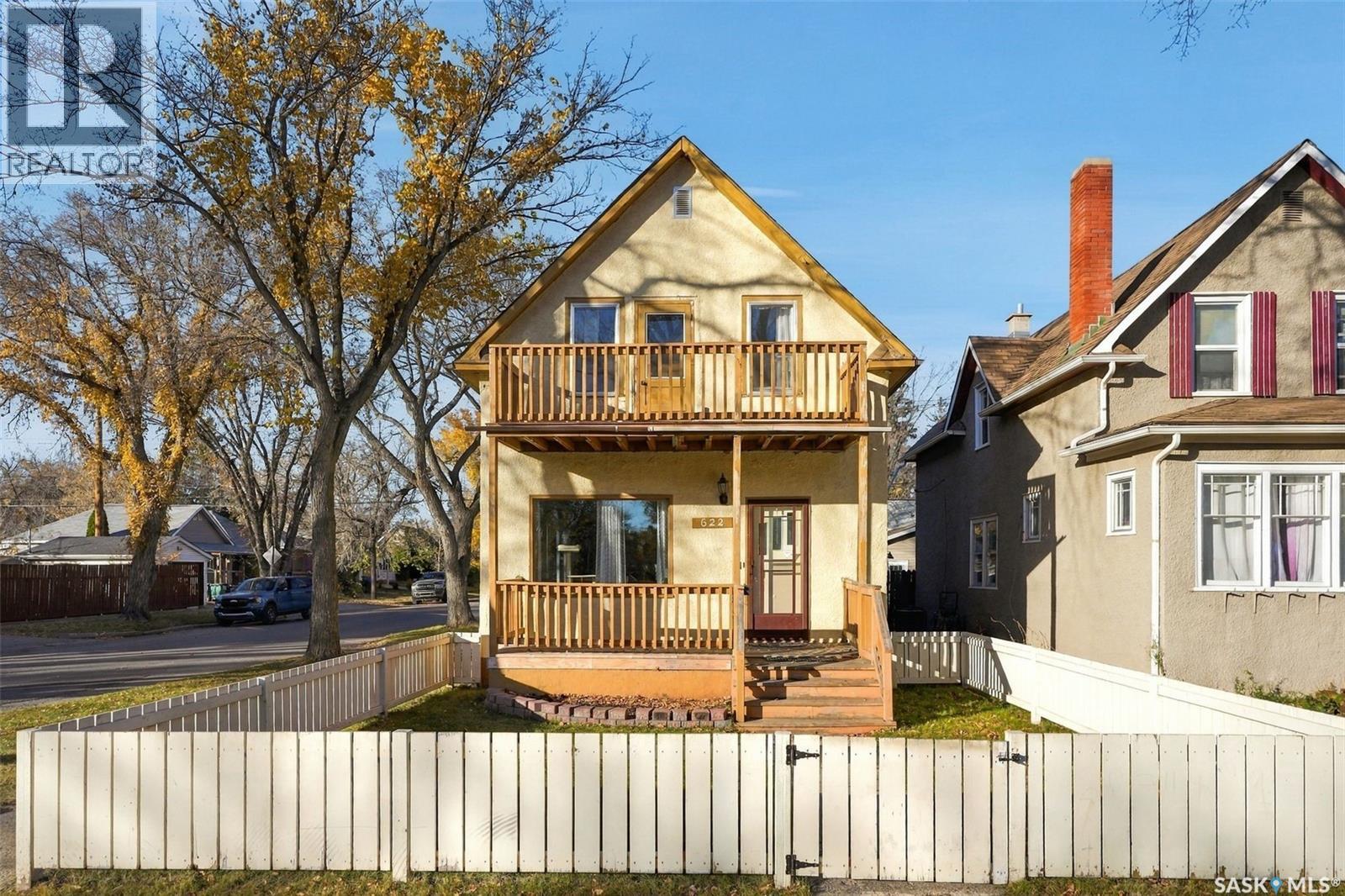 622 32nd STREET W, Saskatoon — photo 2