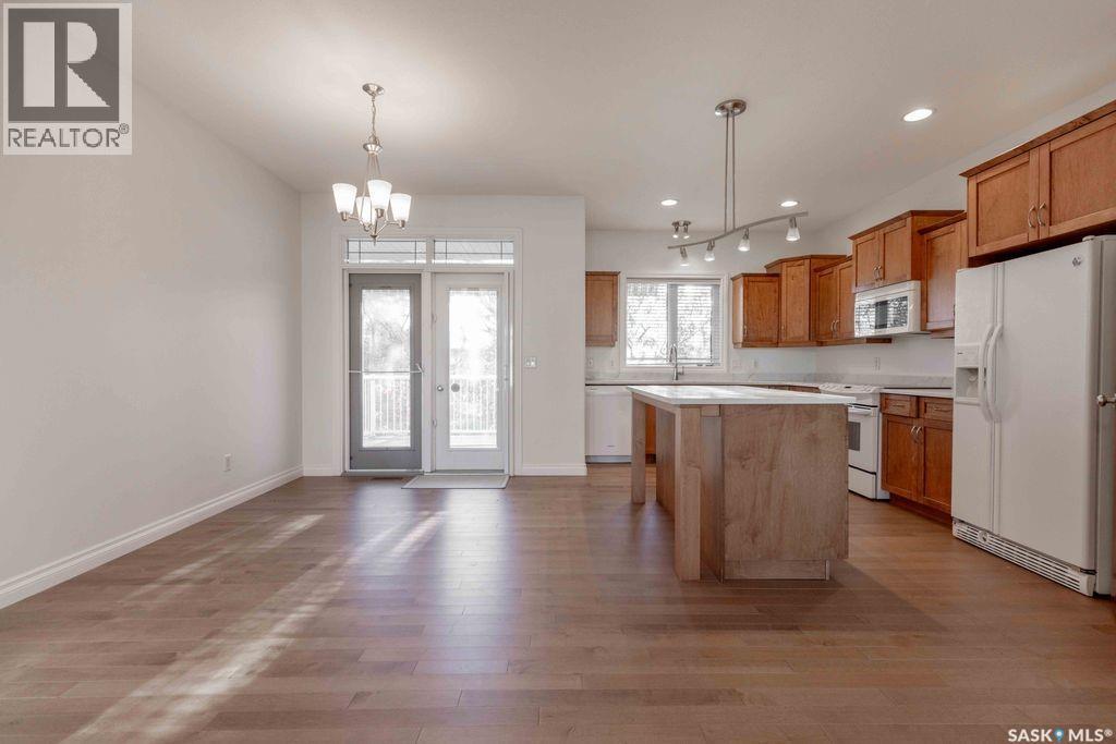 210 Greaves COURT, Saskatoon — photo 3