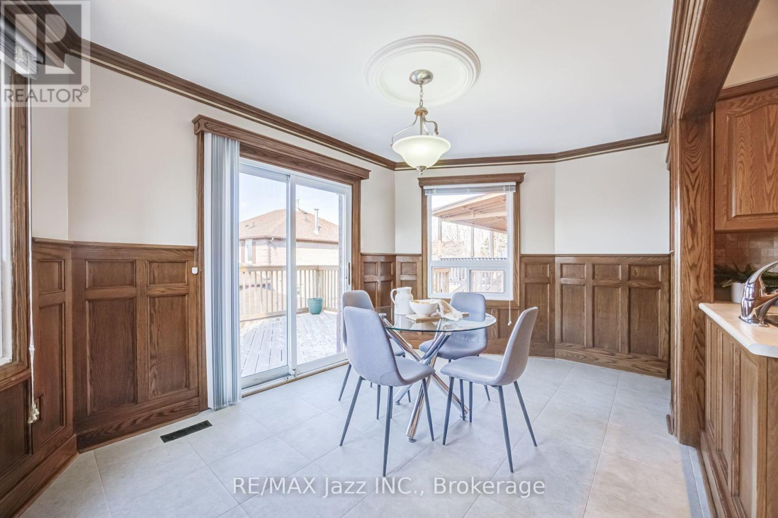 2 Coomer Crescent, Ajax, ON photo 20