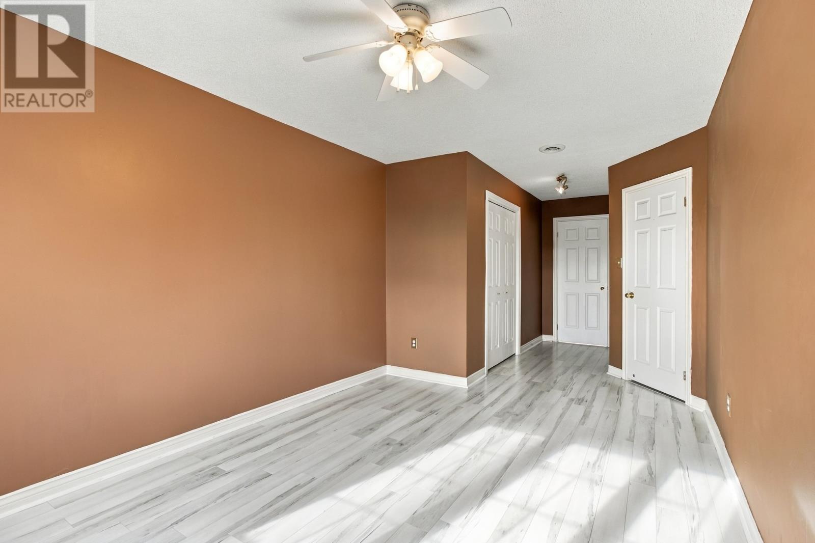 28 Penney Crescent - 21