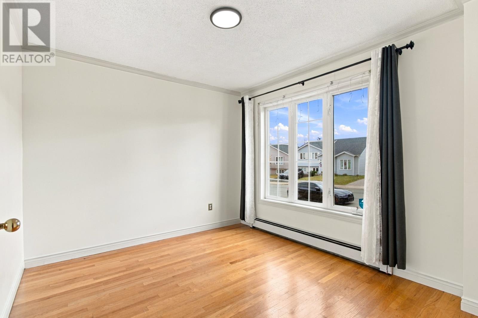 28 Penney Crescent - 5