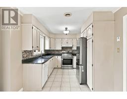 28 Penney Crescent thumbnail 9