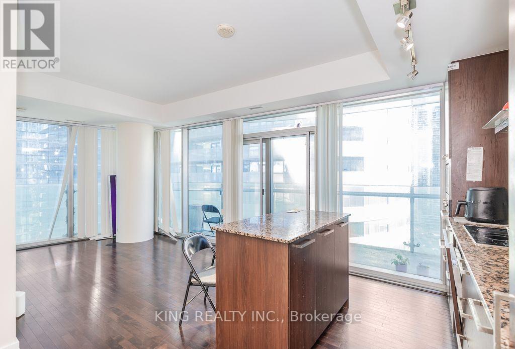 #1910 12 YORK STREET - 18