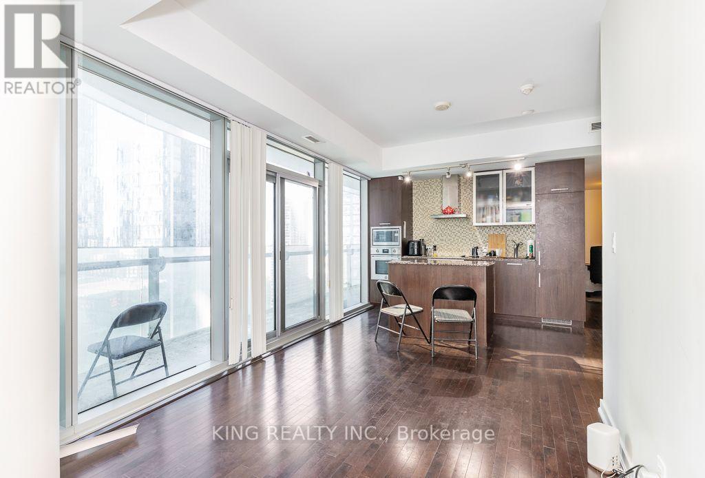 #1910 12 YORK STREET - 20