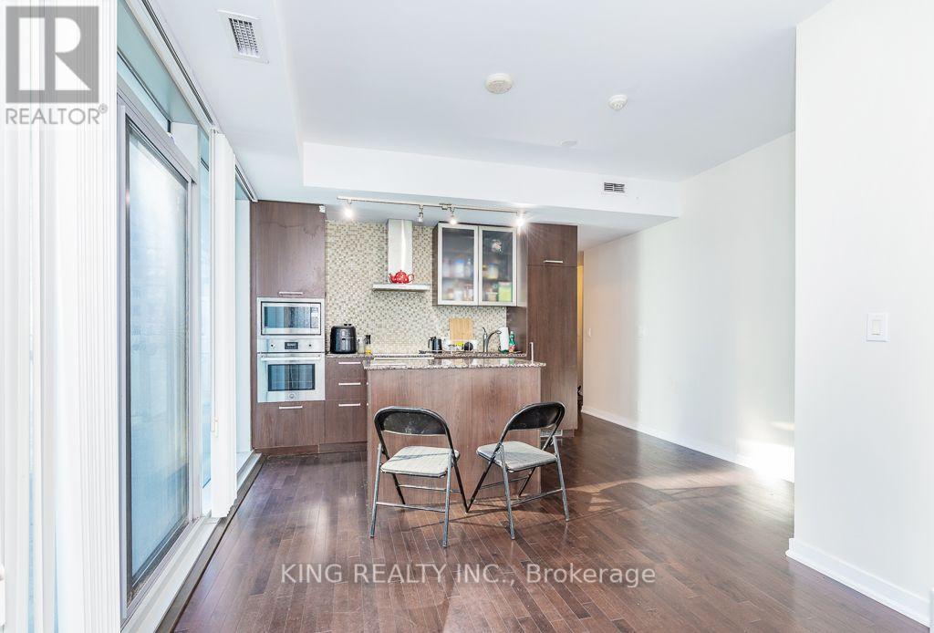 #1910 12 YORK STREET - 21