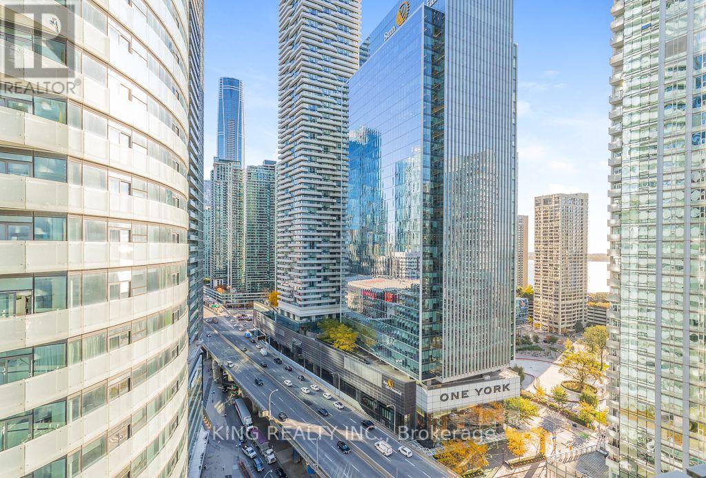 #1910 12 YORK STREET - 32