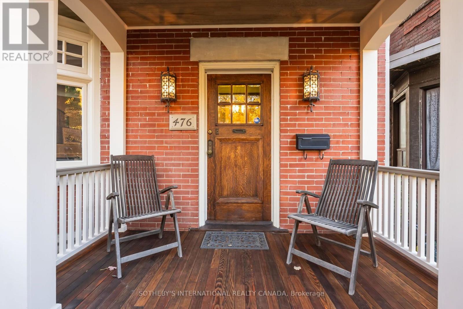 476 PALMERSTON BOULEVARD - 2