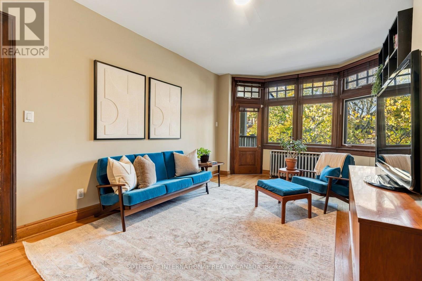 476 PALMERSTON BOULEVARD - 20