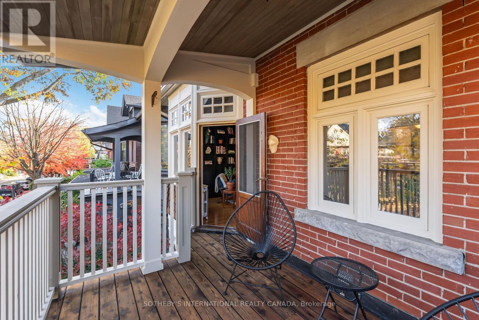 476 PALMERSTON BOULEVARD - 22