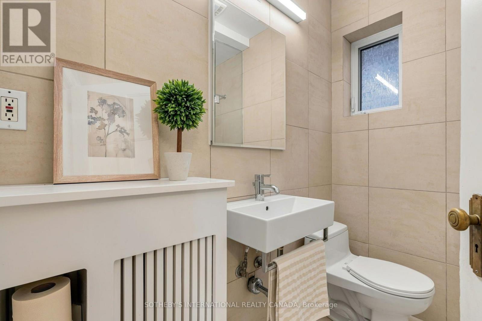 476 PALMERSTON BOULEVARD - 30