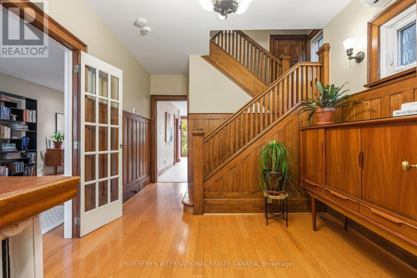 476 PALMERSTON BOULEVARD - 40
