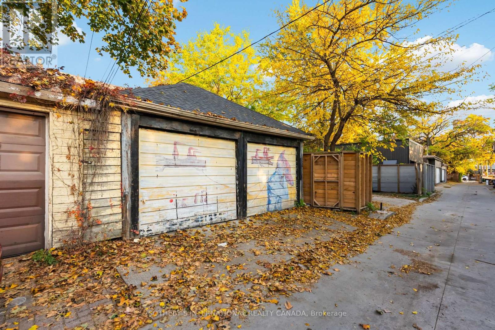 476 PALMERSTON BOULEVARD - 48