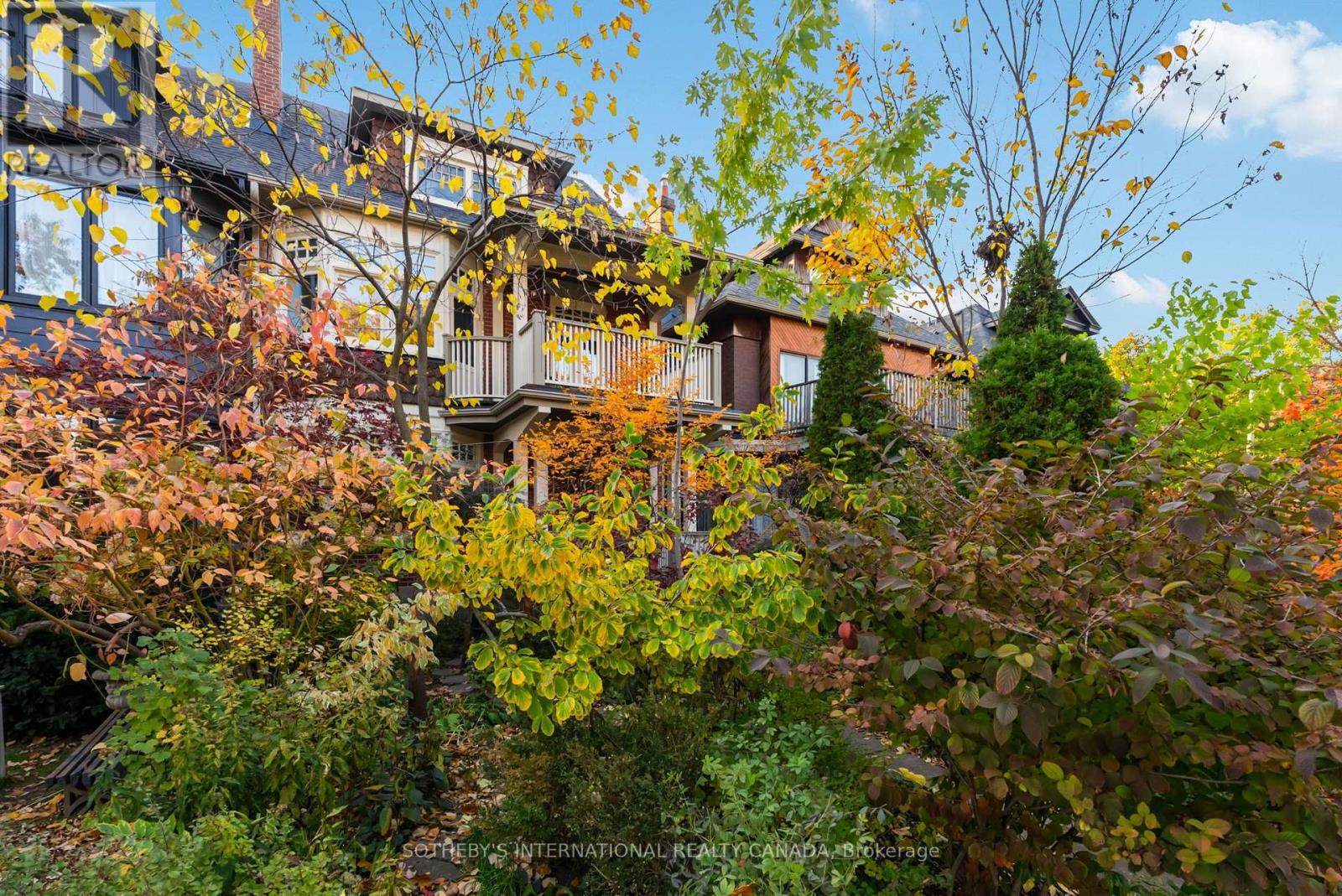 476 PALMERSTON BOULEVARD - 50