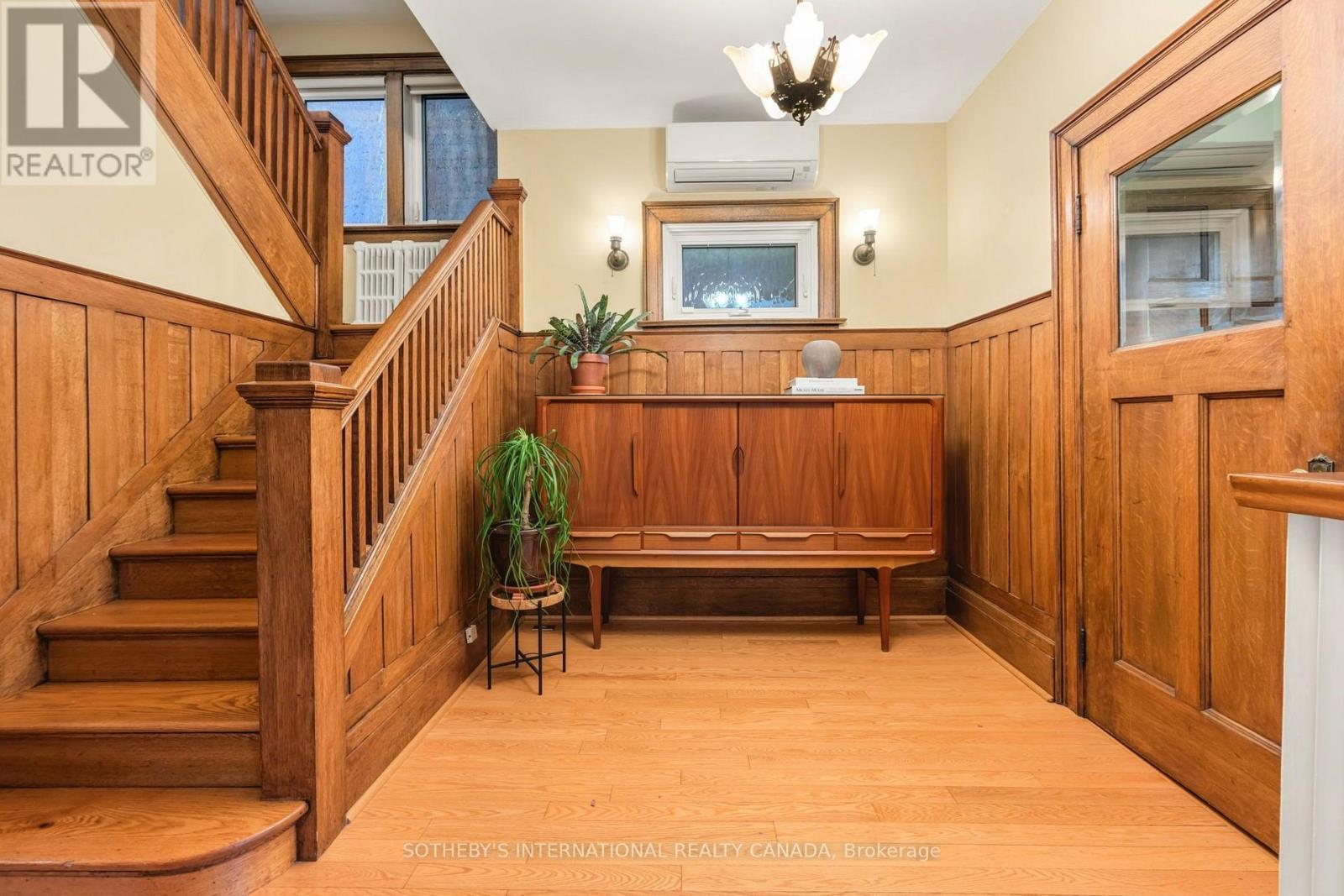 476 PALMERSTON BOULEVARD - 6