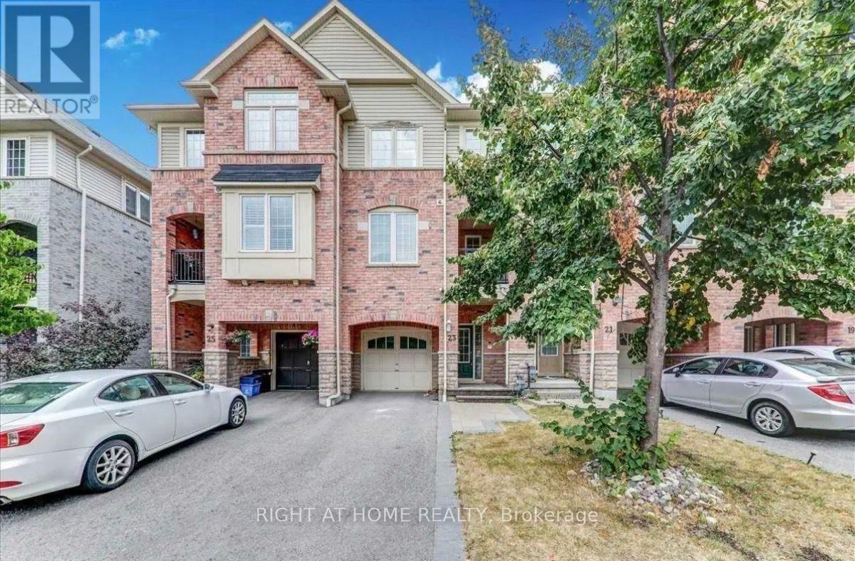 23 Linnell Street, Ajax, ON photo 1