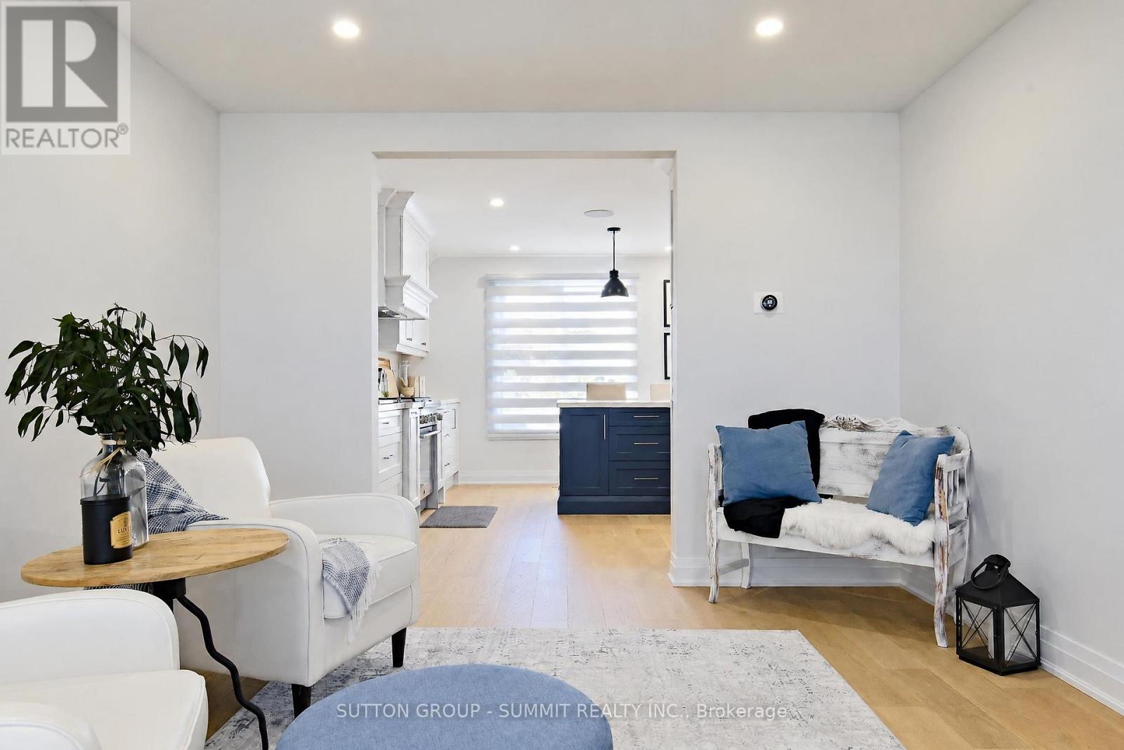 742 GRIFFITH STREET - 18