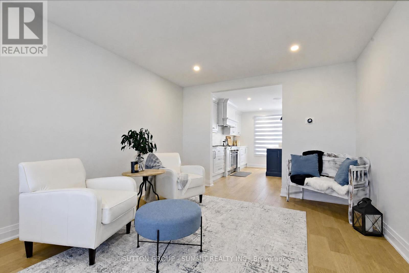 742 GRIFFITH STREET - 19