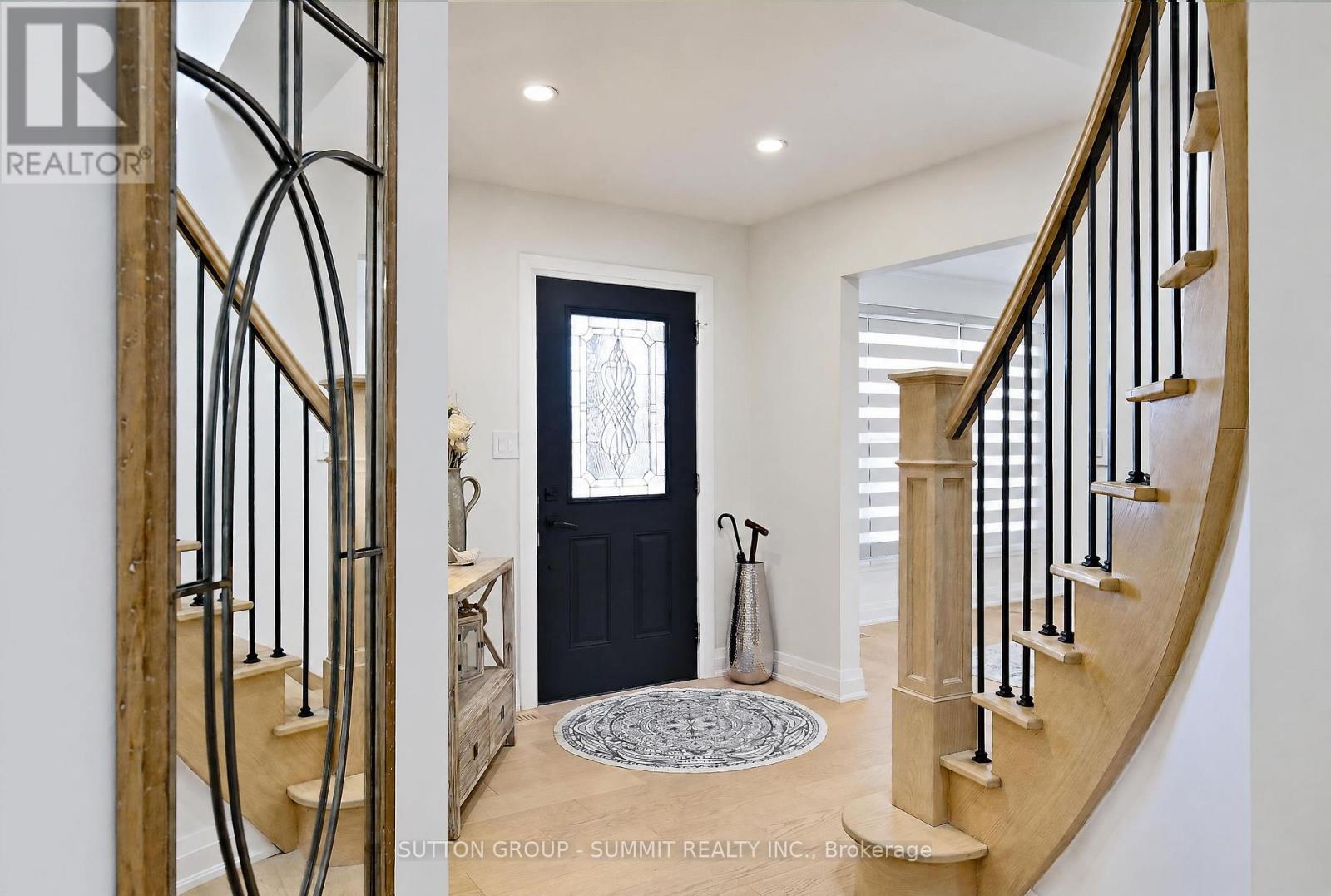 742 GRIFFITH STREET - 4