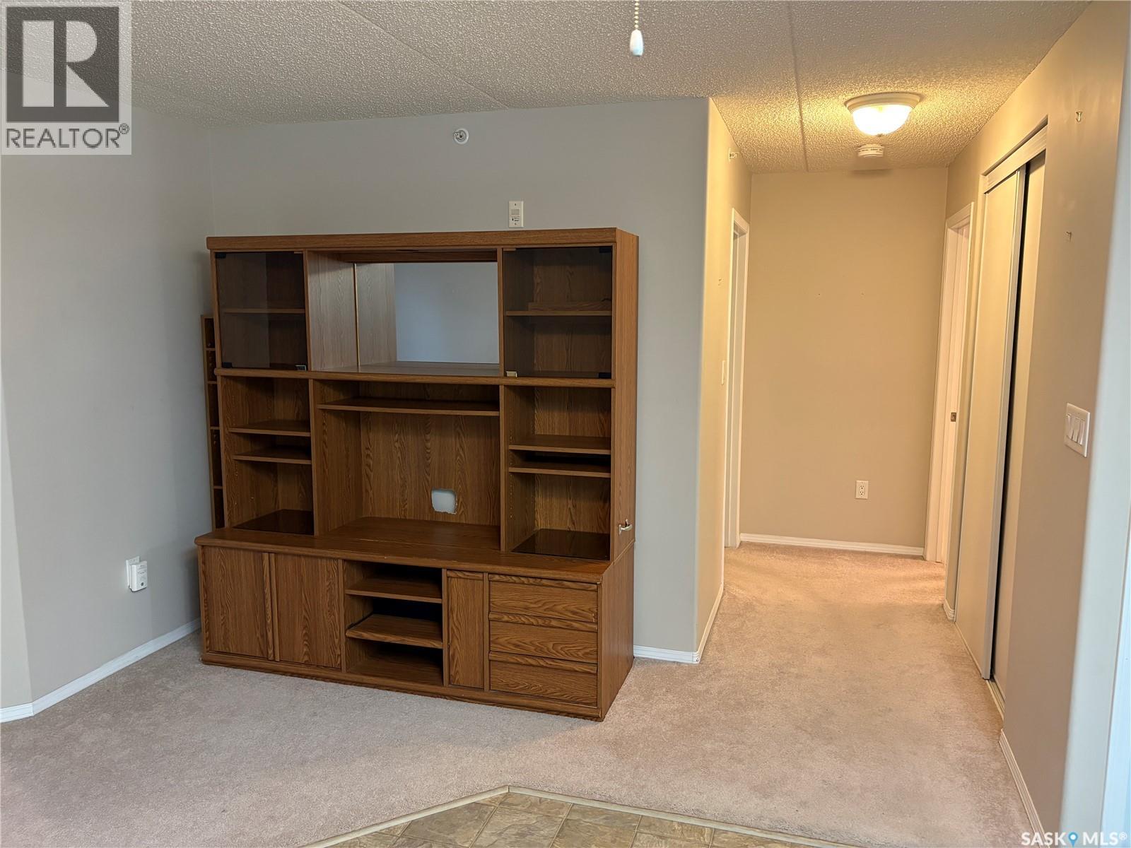 305 122 Government ROAD NE, Weyburn — photo 11