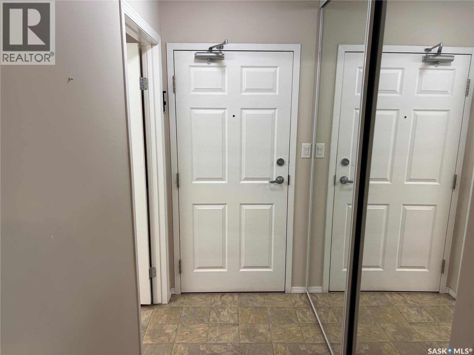 305 122 Government ROAD NE, Weyburn — photo 2